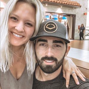 Meet your Posher, Colin